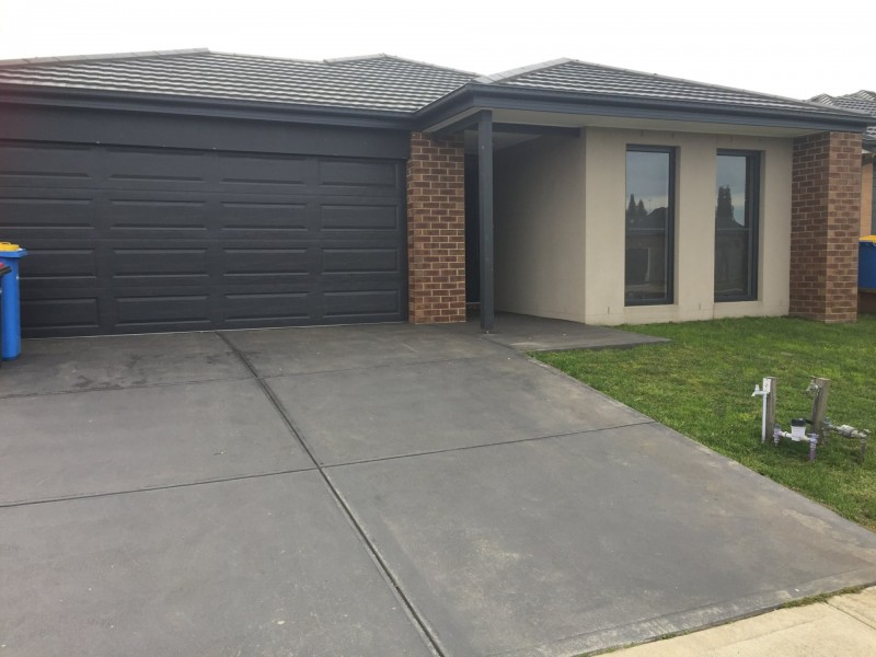 18 Tarago Street, Wallan VIC 3756