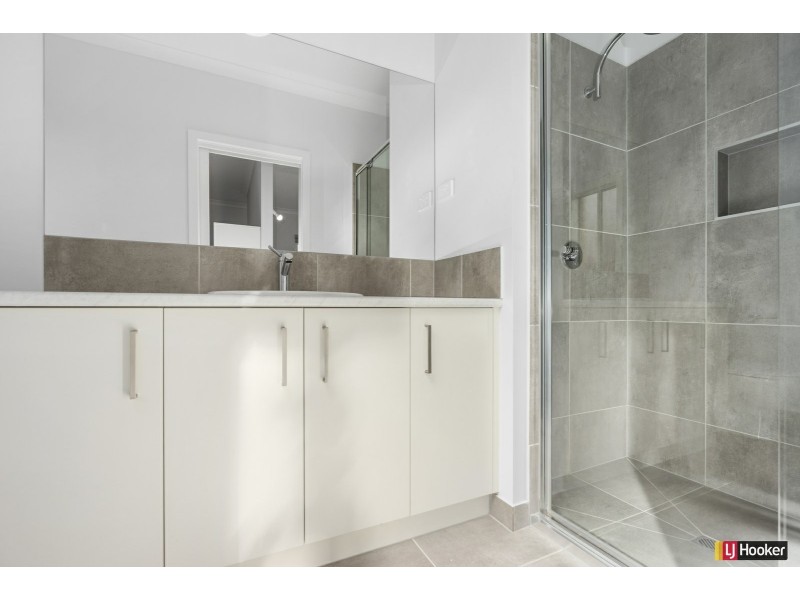 4 Firetail Avenue, Wallan VIC 3756