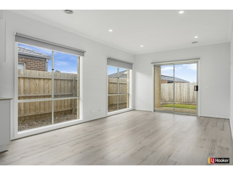 4 Firetail Avenue, Wallan VIC 3756