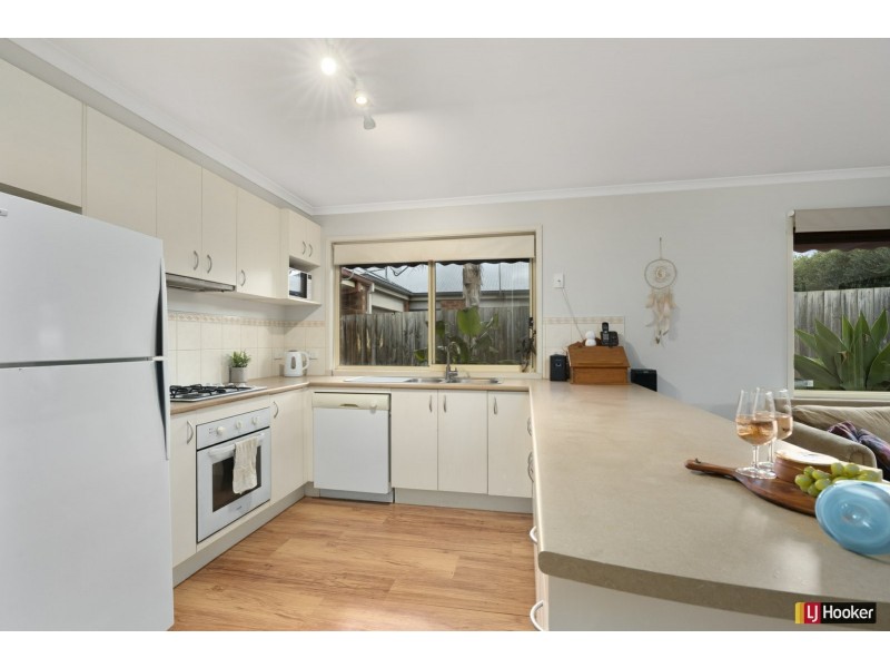 13 Alan Drive, Wallan VIC 3756