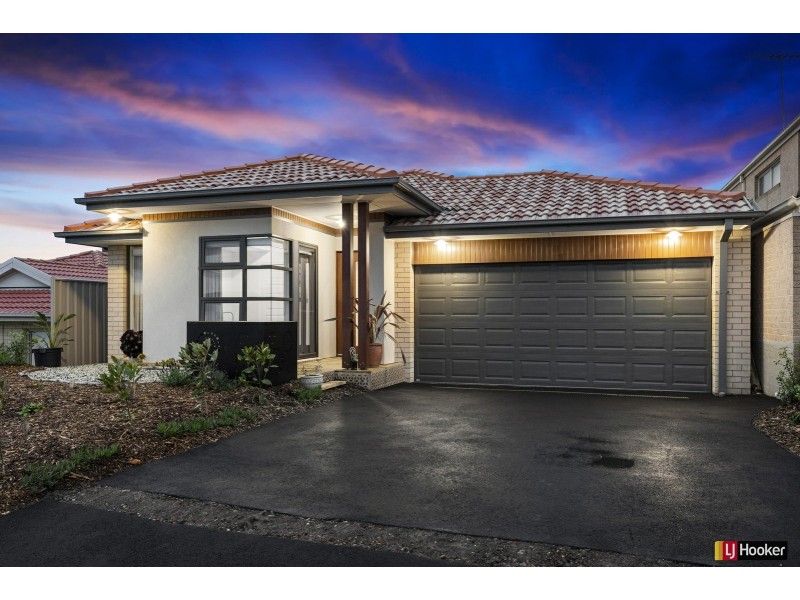 10 Toscana Way, Hidden Valley VIC 3756