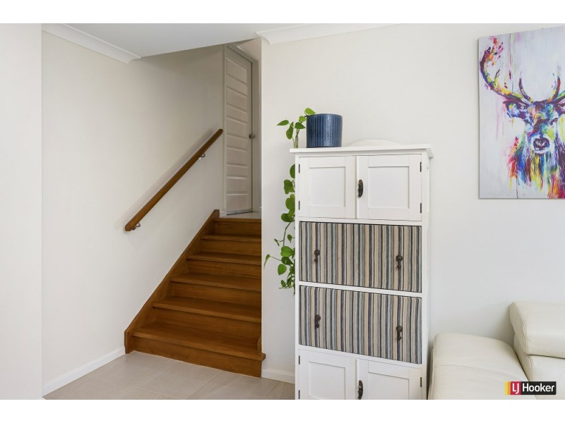 10 Toscana Way, Hidden Valley VIC 3756