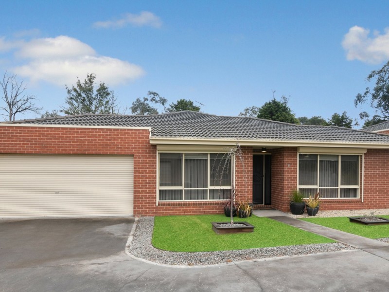 Unit 9/1 Darraweit Road, Wallan VIC 3756