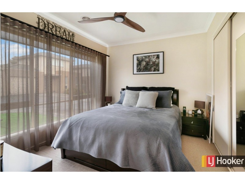 Unit 9/1 Darraweit Road, Wallan VIC 3756