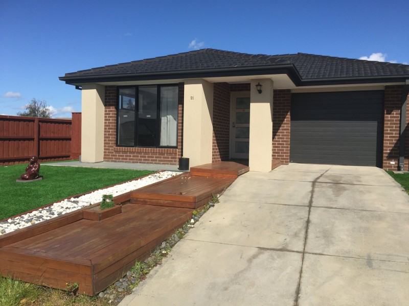 21 Appleberry Way, Wallan VIC 3756