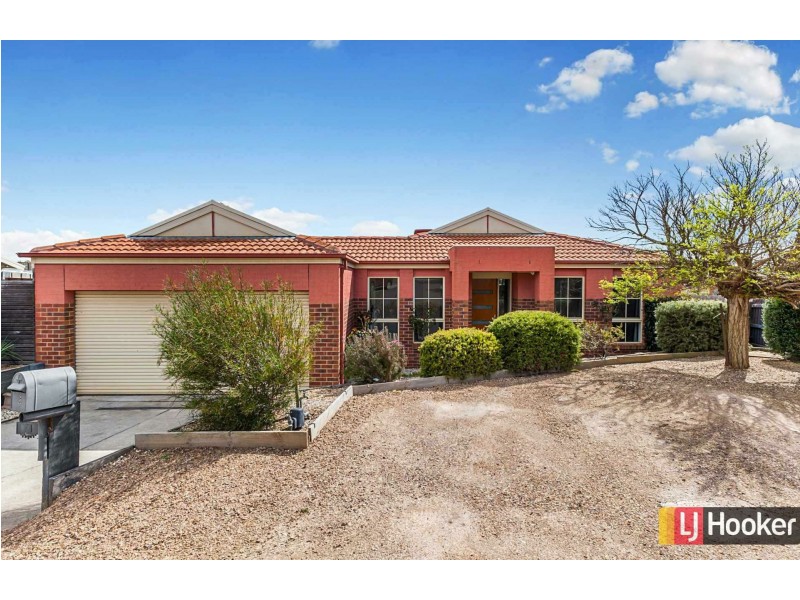 2 Thomas Place, Wallan VIC 3756