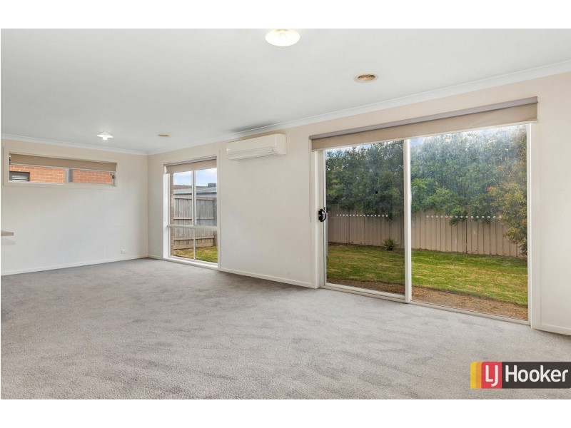 30 Corkwood Crescent, Wallan VIC 3756