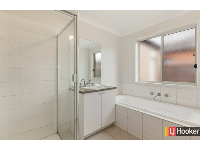 30 Corkwood Crescent, Wallan VIC 3756