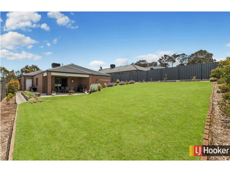 60 Natures Run, Kilmore VIC 3764