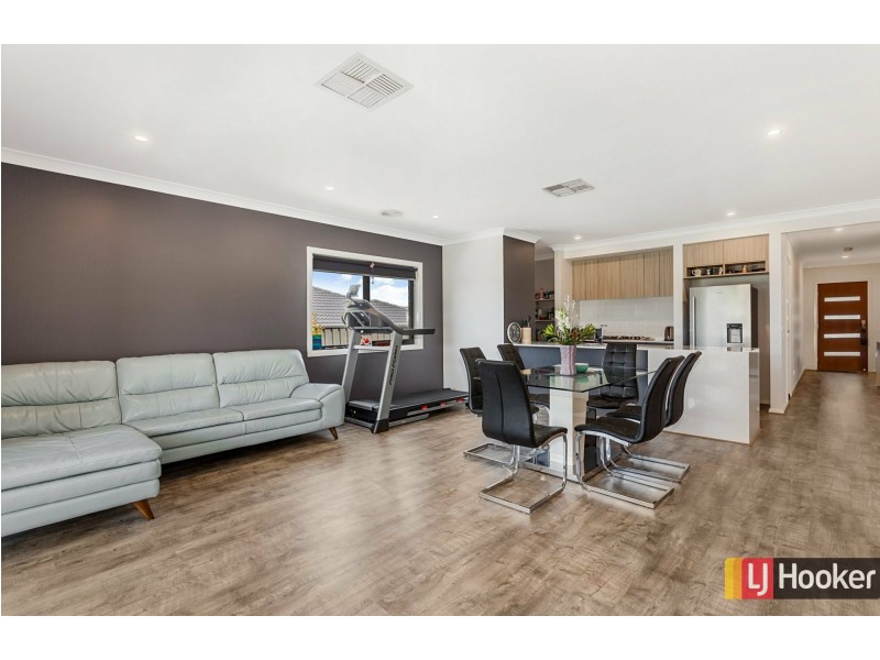 60 Natures Run, Kilmore VIC 3764