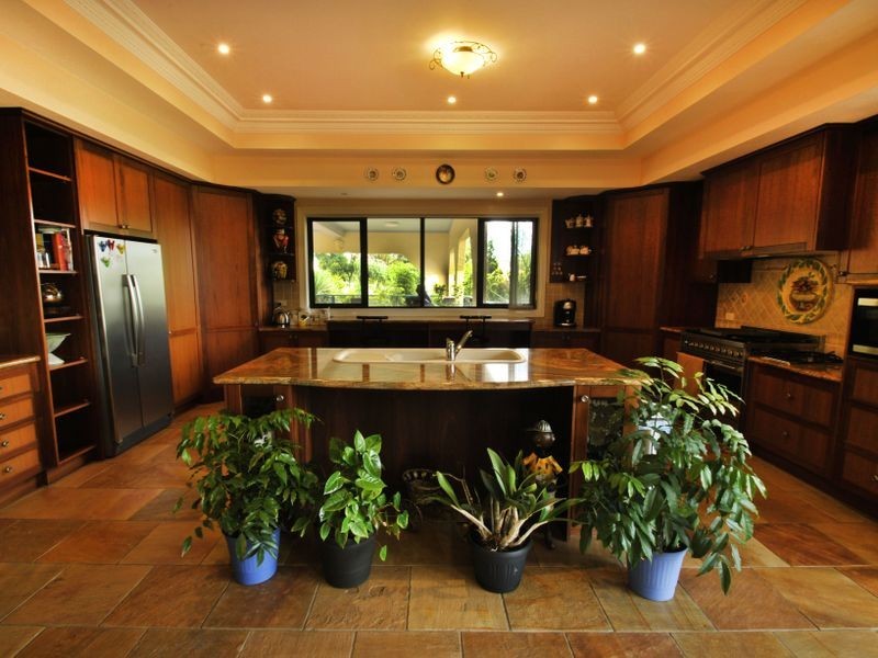 5 Lakeview Close, Hidden Valley VIC 3756