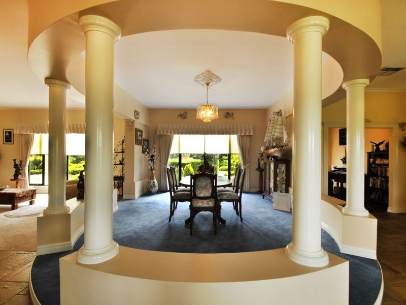 5 Lakeview Close, Hidden Valley VIC 3756