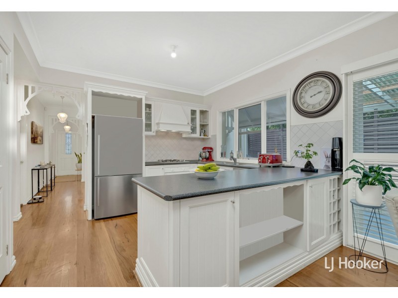 8 Barley Croft Lane, Craigieburn VIC 3064