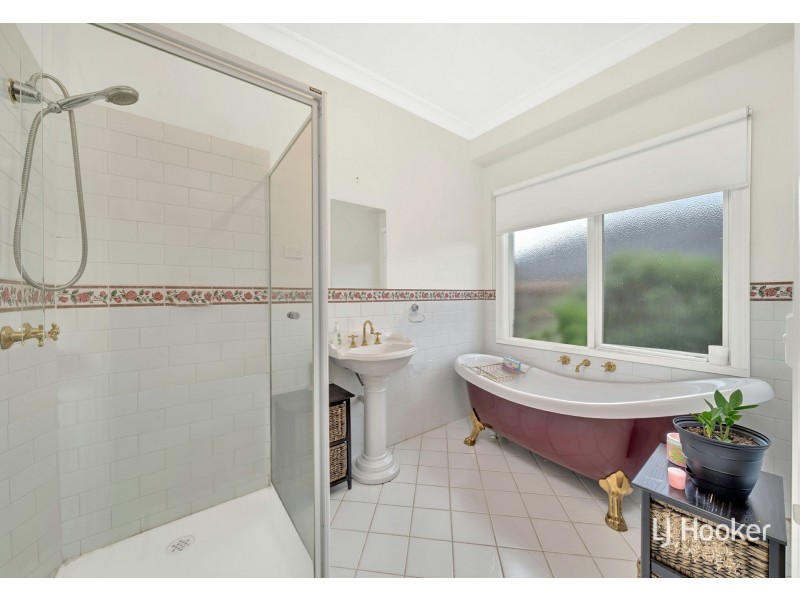 8 Barley Croft Lane, Craigieburn VIC 3064
