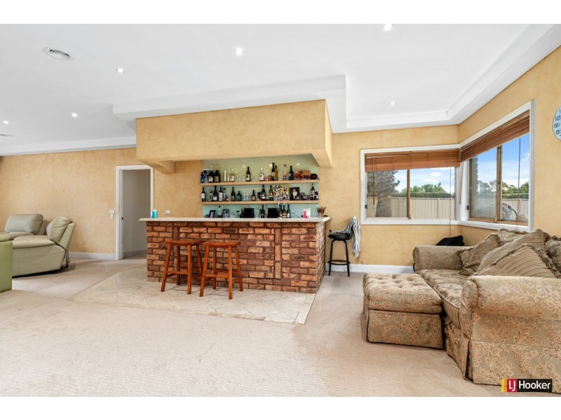 8 Raymond Court, Kilmore VIC 3764