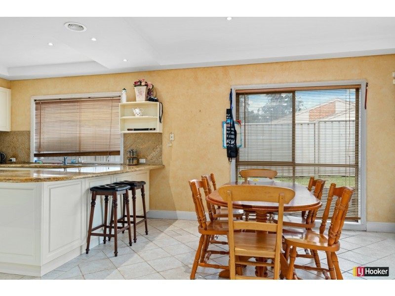 8 Raymond Court, Kilmore VIC 3764