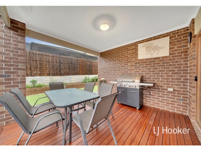 26 Filly Circuit, Sunbury VIC 3429