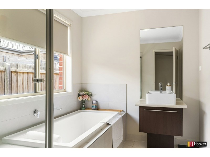 36 Watergum Way, Wallan VIC 3756