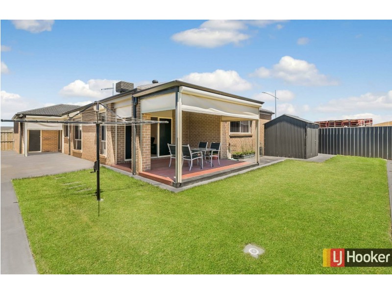 48 Batman Crescent, Wallan VIC 3756