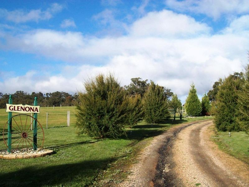 125 Spur Road, Clonbinane VIC 3658