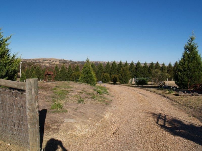 125 Spur Road, Clonbinane VIC 3658