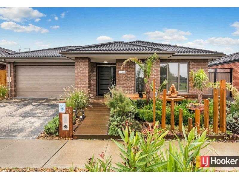 36 Blue Lake Drive, Wallan VIC 3756
