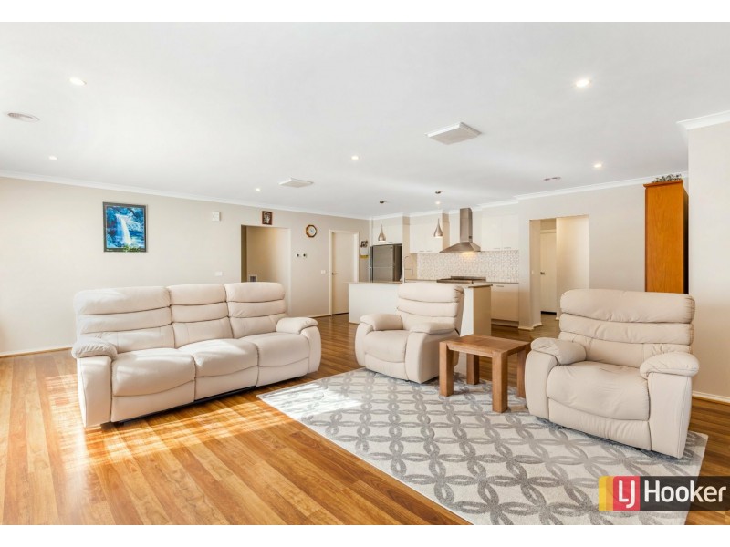 20 Samson Brook Drive, Wallan VIC 3756