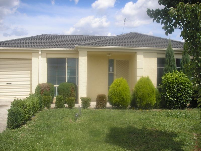 4 Crystal Close, Wallan VIC 3756