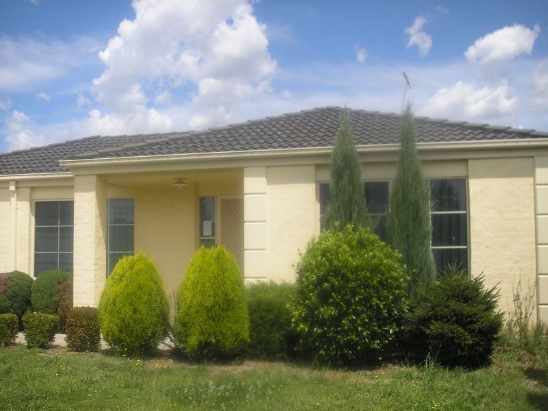 4 Crystal Close, Wallan VIC 3756