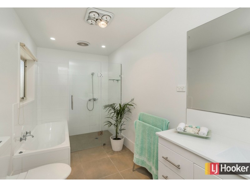 17-19 Station Avenue, Heathcote Junction VIC 3758