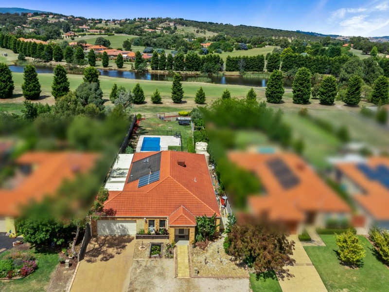 53 Augusta Way, Hidden Valley VIC 3756