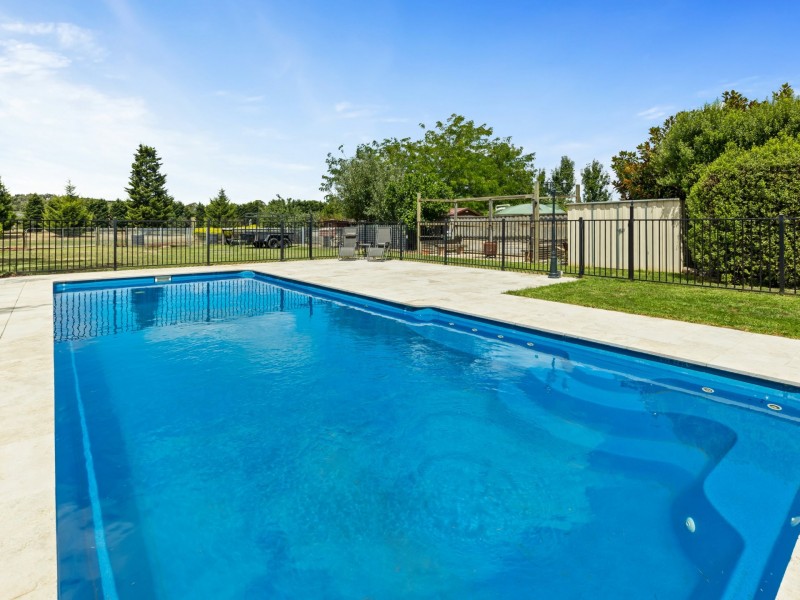 53 Augusta Way, Hidden Valley VIC 3756