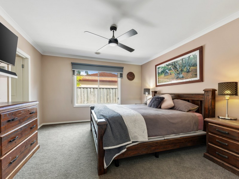 53 Augusta Way, Hidden Valley VIC 3756