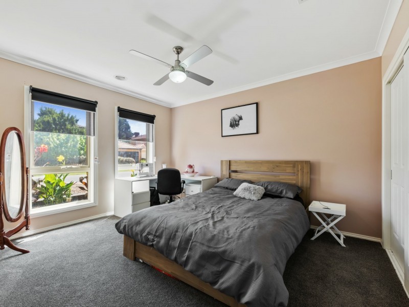 53 Augusta Way, Hidden Valley VIC 3756