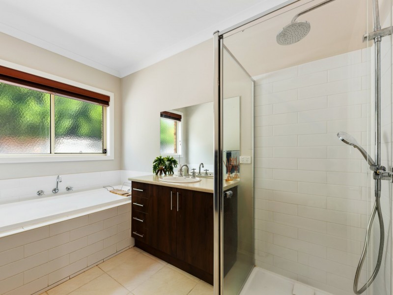 53 Augusta Way, Hidden Valley VIC 3756