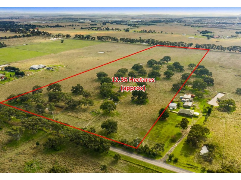 740 Summerhill Road, Craigieburn VIC 3064