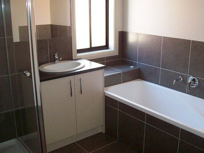 3 Siena Way, Hidden Valley VIC 3756