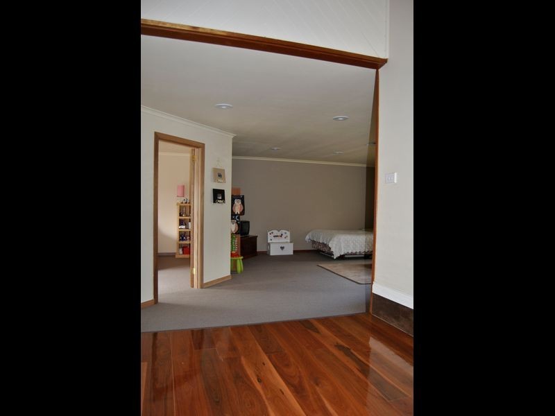 8 Randall Crescent, Wallan VIC 3756