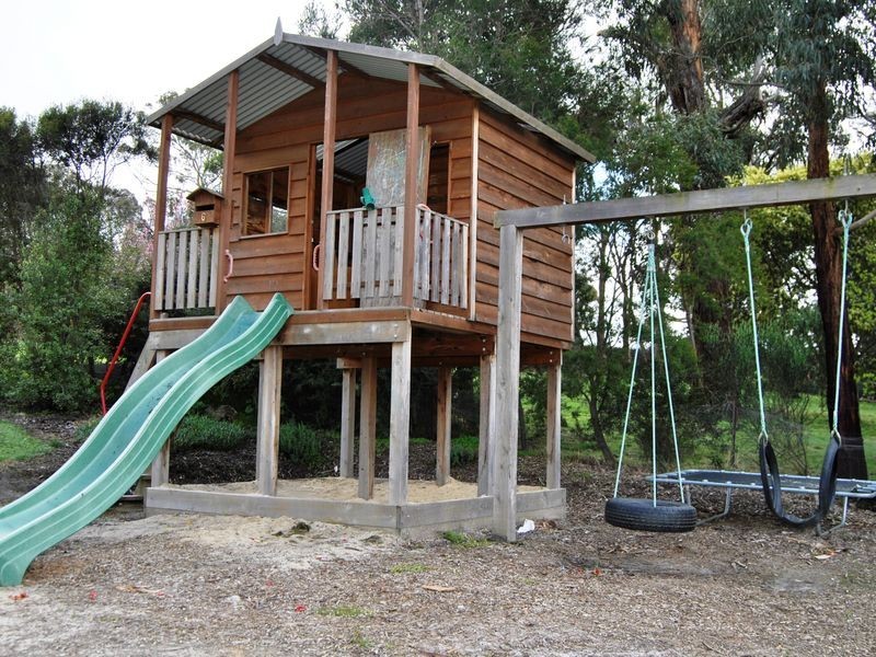 8 Randall Crescent, Wallan VIC 3756