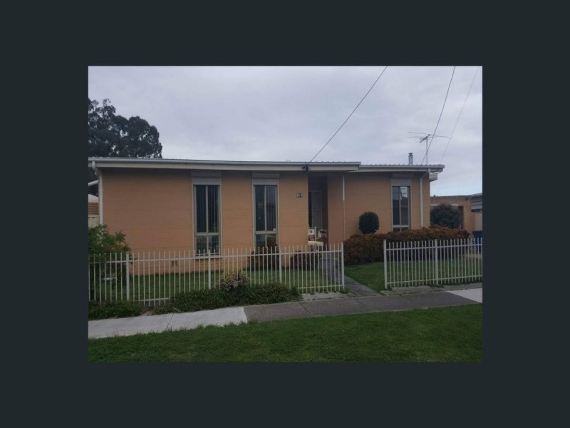 18 Hampden Street, Dallas VIC 3047
