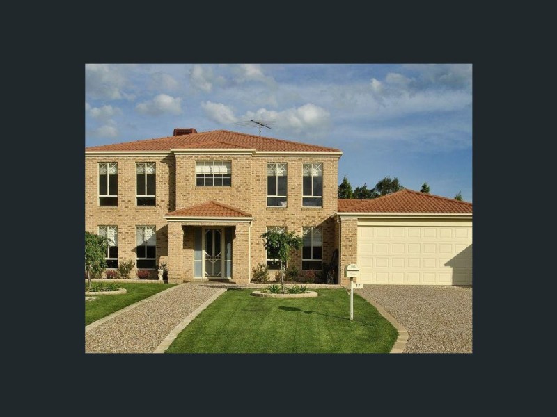 17 Augusta Way, Hidden Valley VIC 3756
