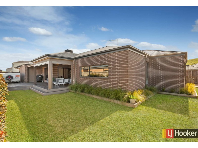 50 Cascade Avenue, Wallan VIC 3756