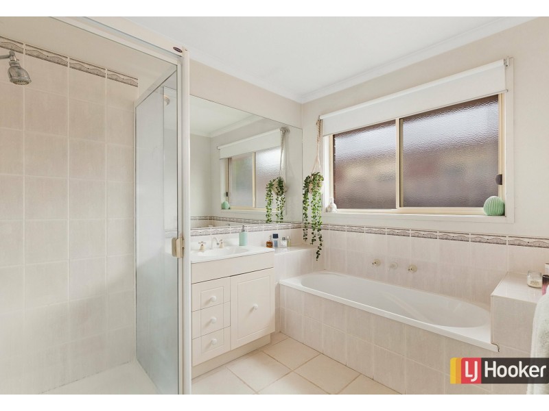 12 McLeod Court, Wallan VIC 3756