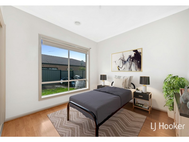 1 Birdswood Crescent, Craigieburn VIC 3064