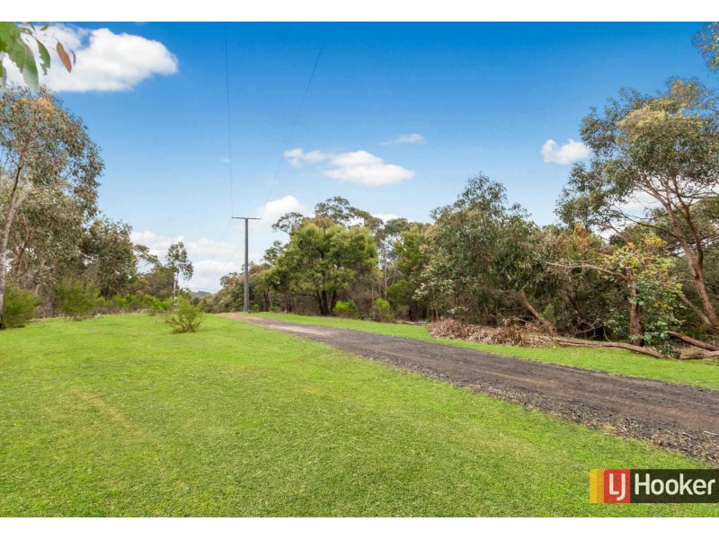 100 Junction Road, Heathcote Junction VIC 3758