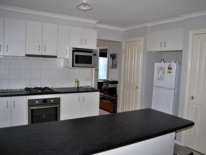 2 Golden Court, Wallan VIC 3756