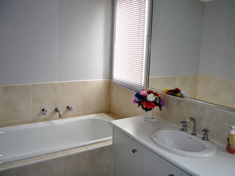 2 Golden Court, Wallan VIC 3756