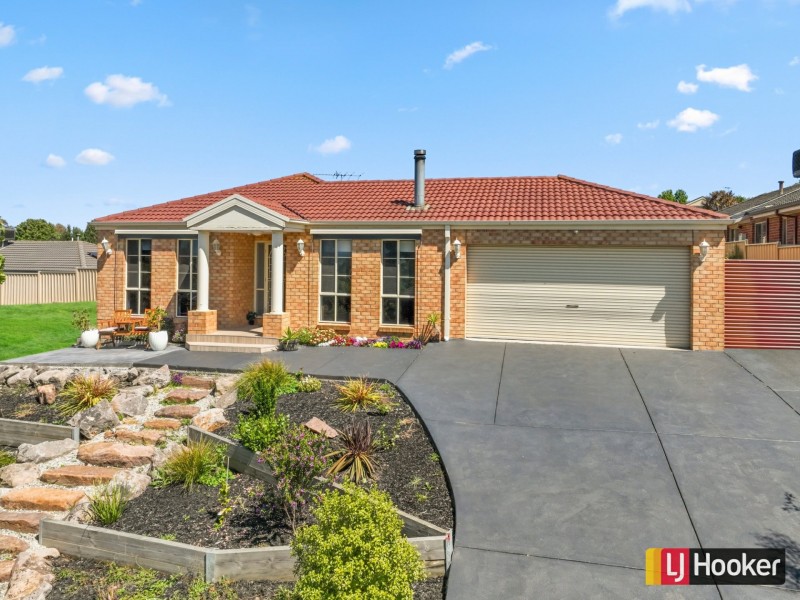 2 Golden Court, Wallan VIC 3756