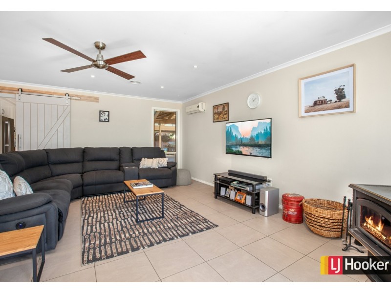 2 Golden Court, Wallan VIC 3756