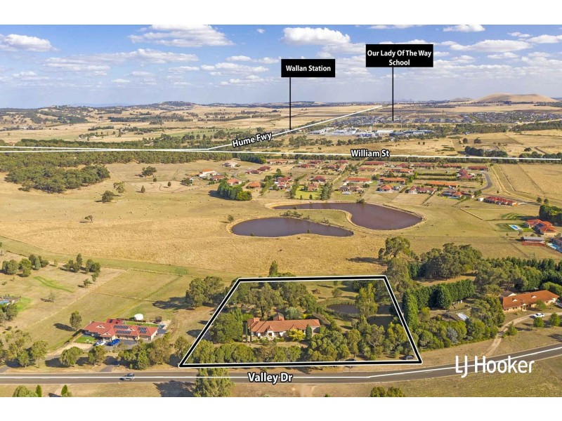 700 Valley Drive, Hidden Valley VIC 3756